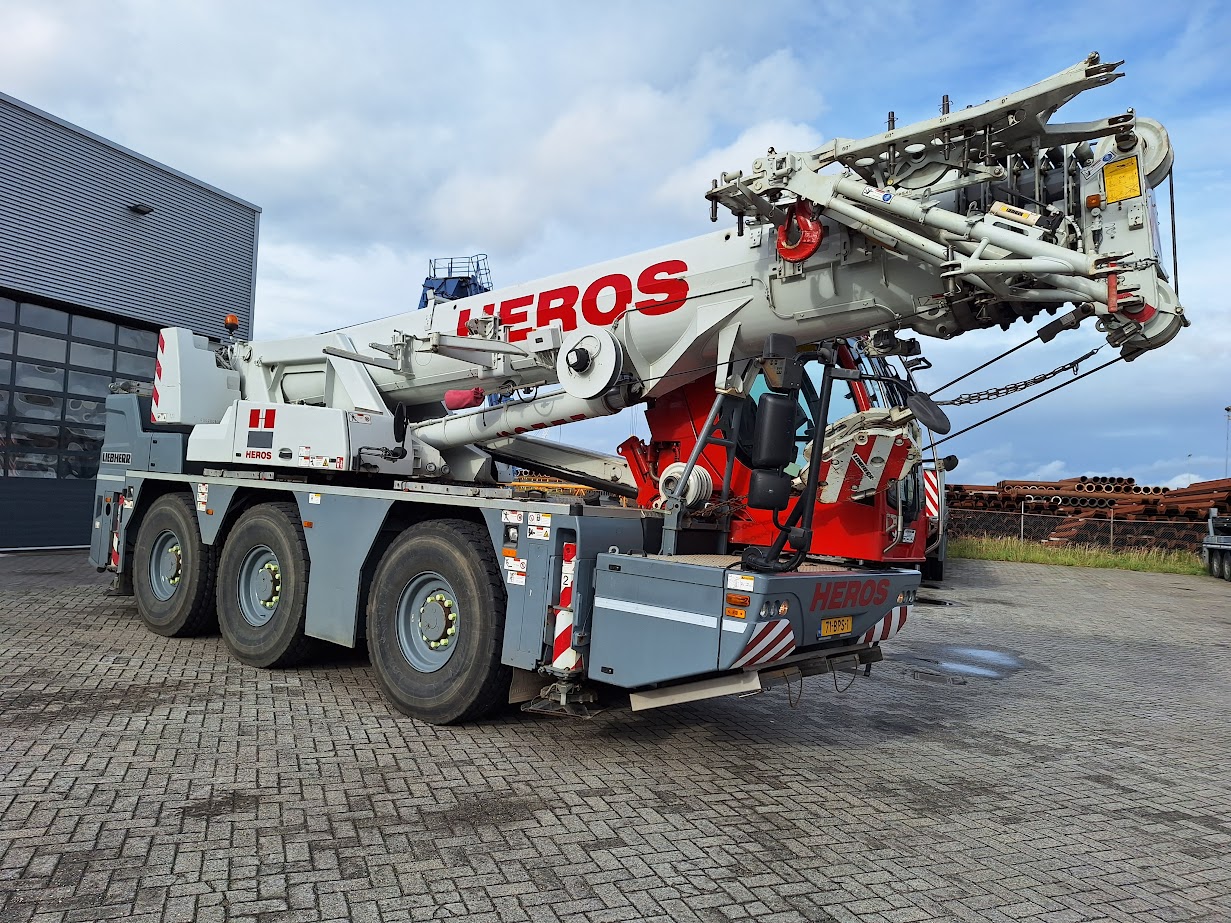 Liebherr LTC 1050